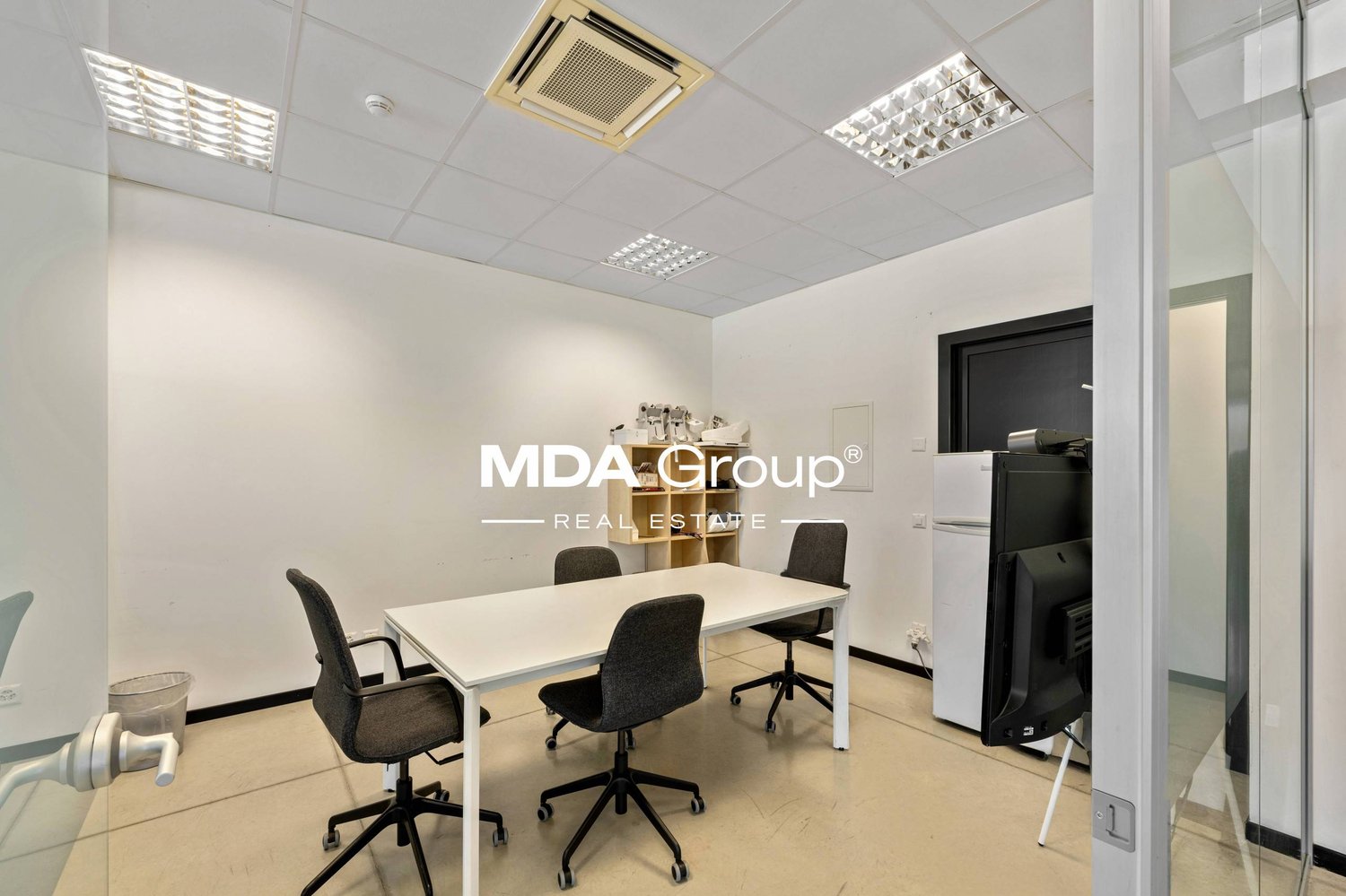 1450m² Büro, Foto 6 von 10