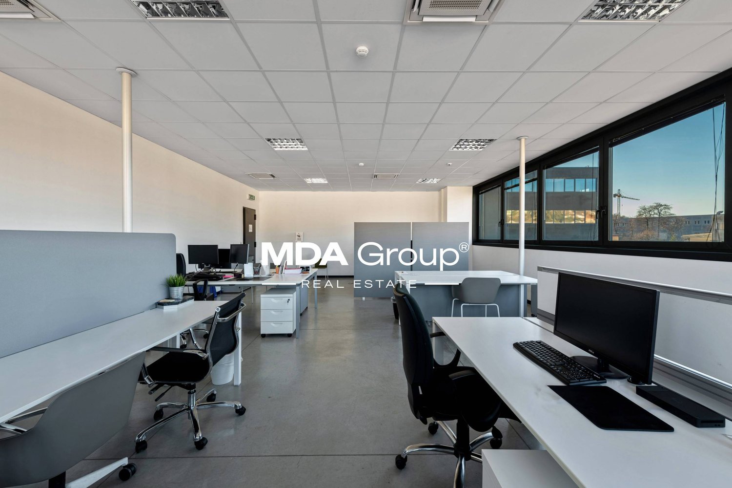 1450m² Büro, Foto 1 von 10
