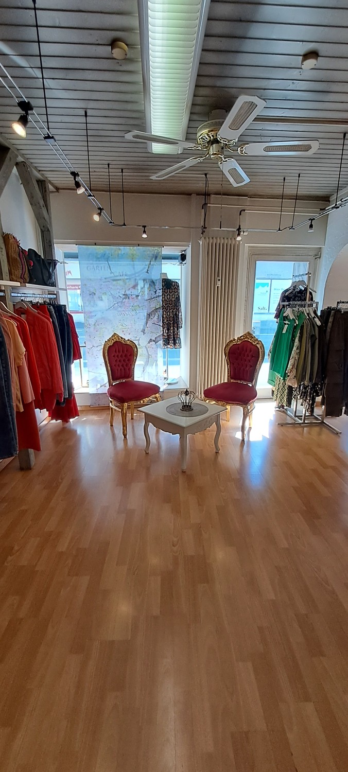74m² negozio, foto 5 di 10