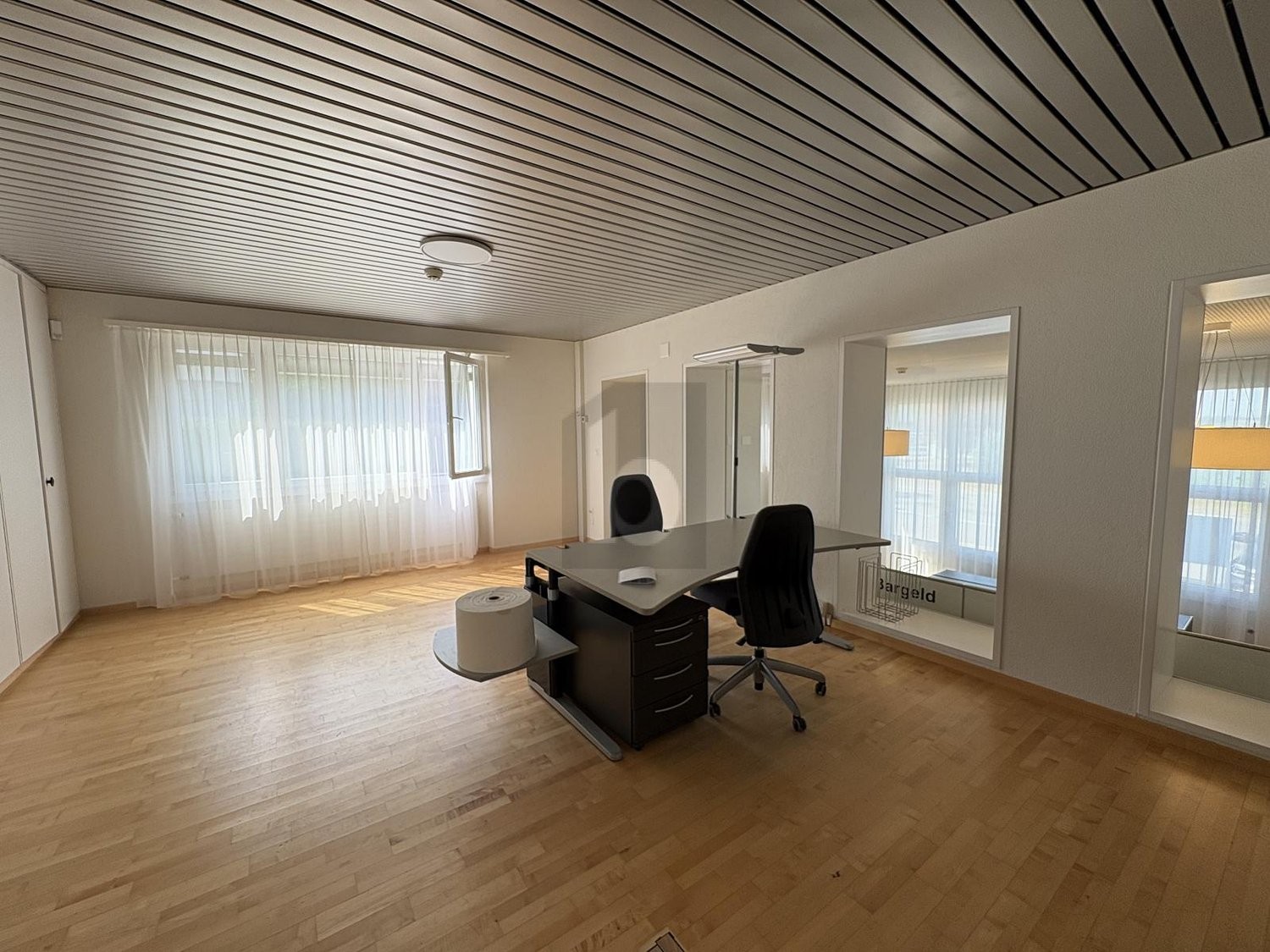 480m² ufficio, foto 3 di 4