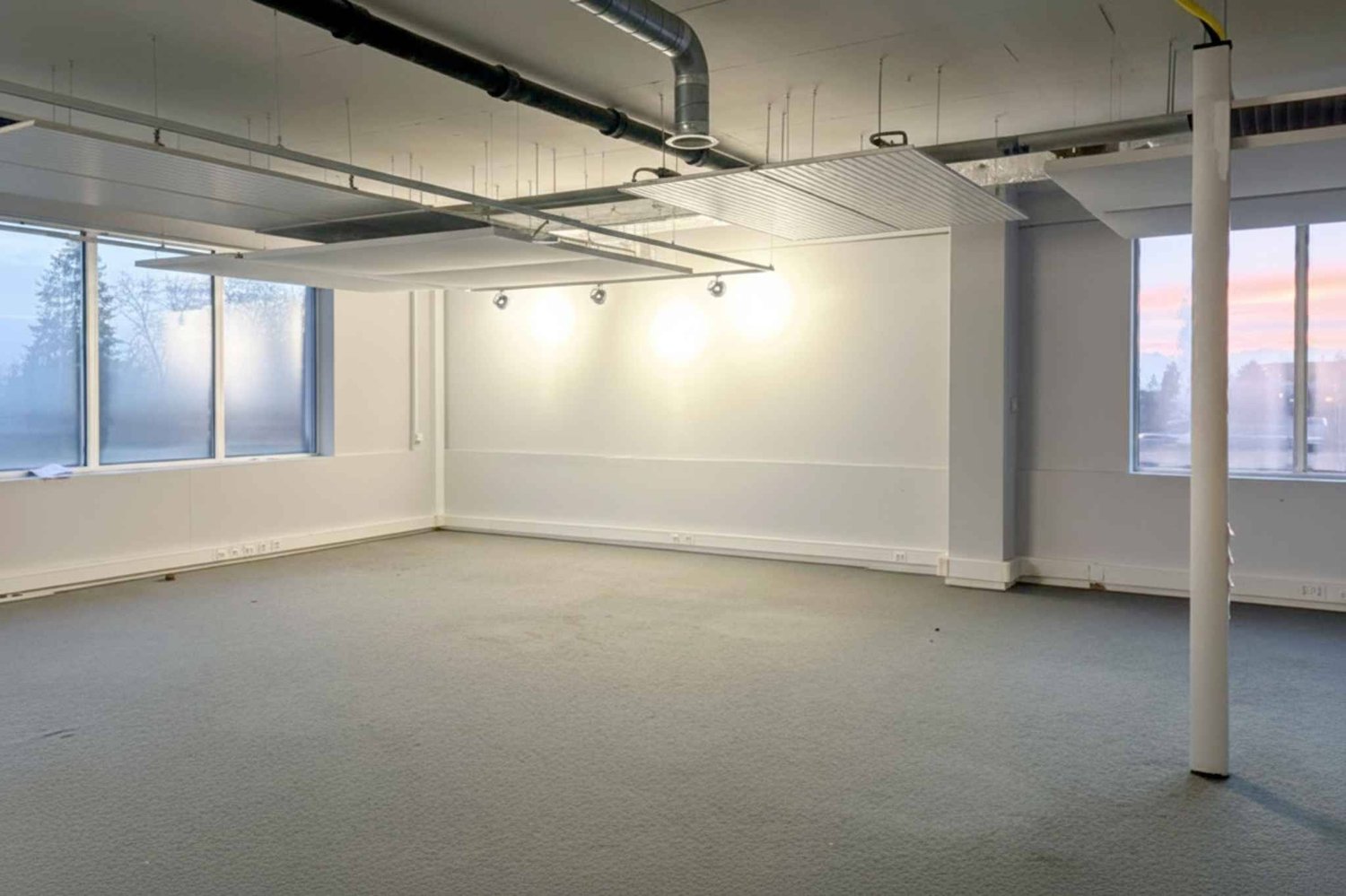 350m² Gewerbe, Foto 2 von 10