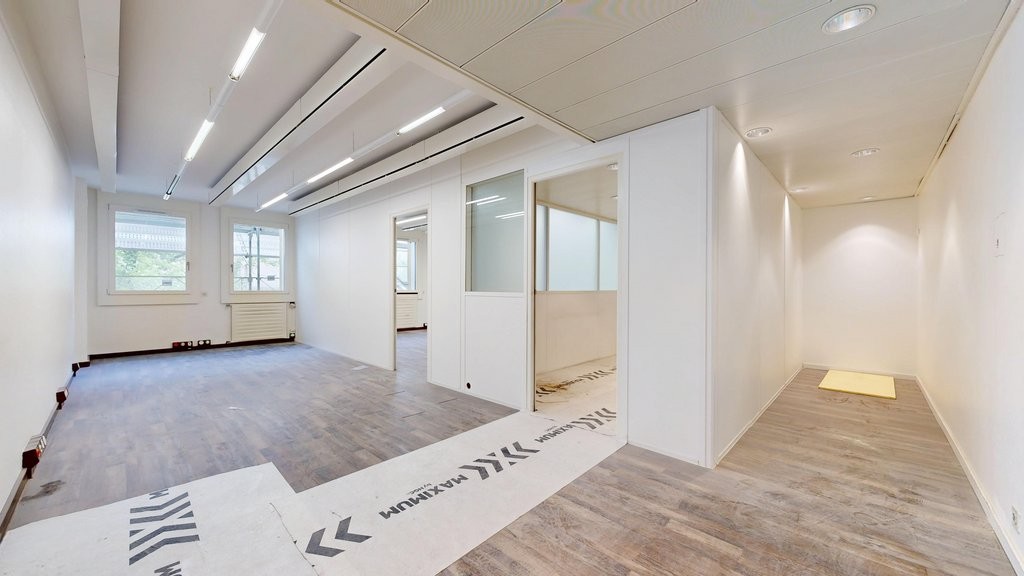162m² Büro, Foto 3 von 5