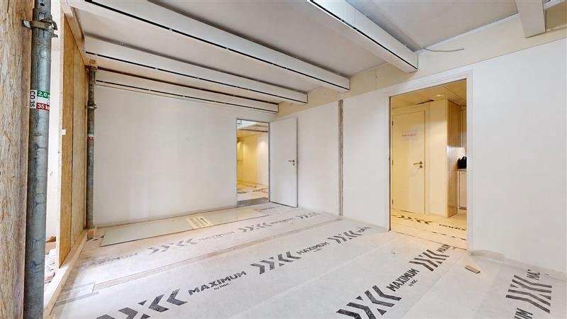 162m² Büro, Foto 4 von 5