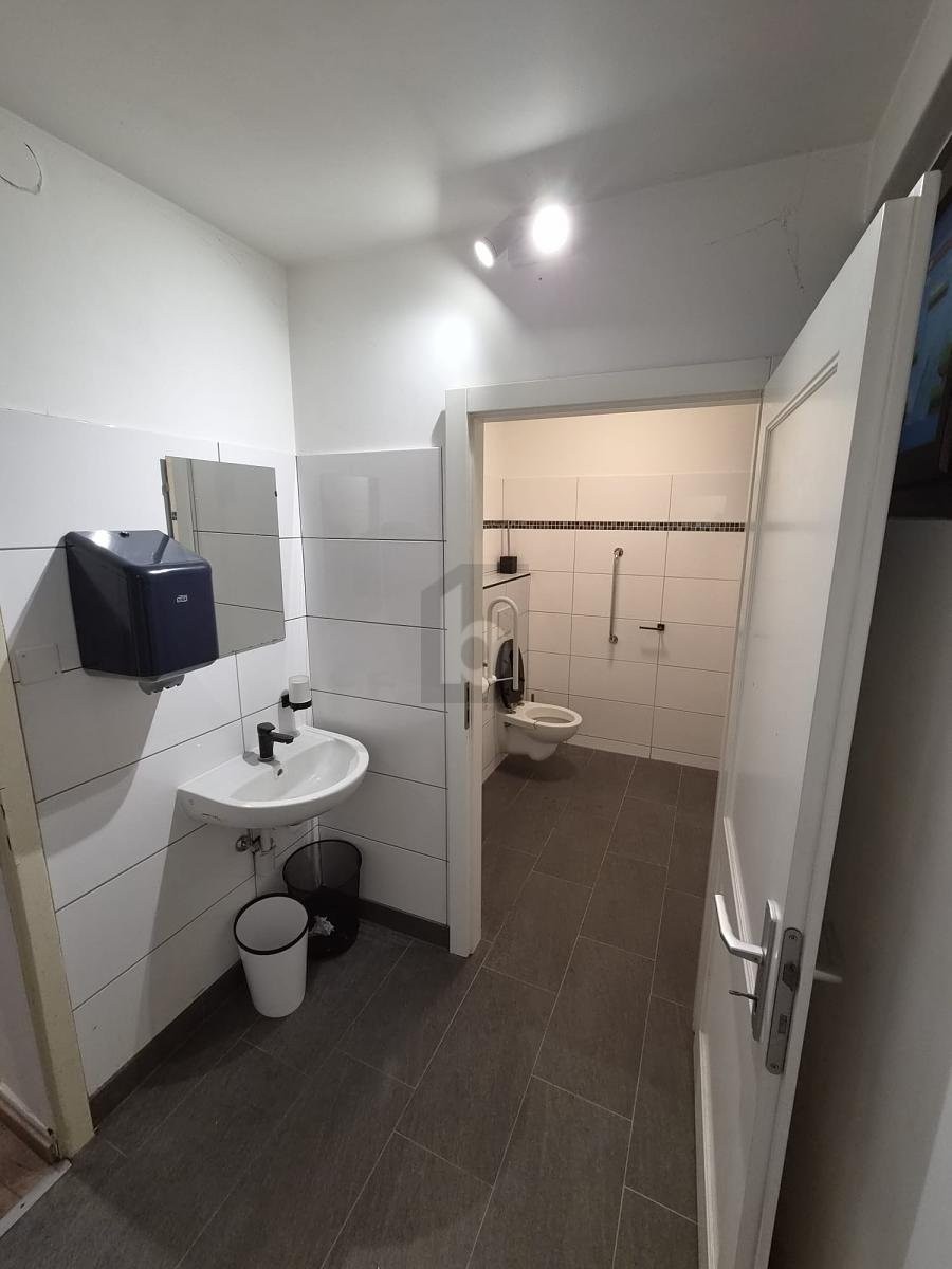 180m² Laden