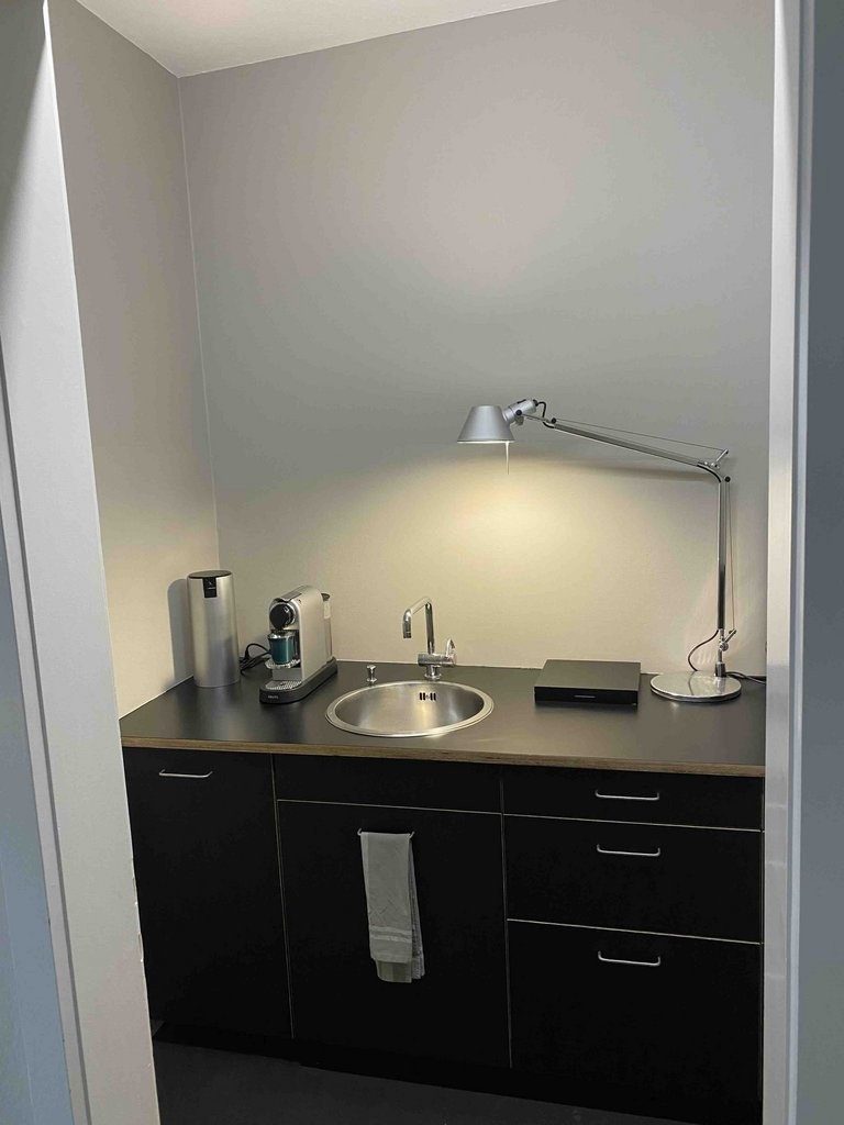 160m² ufficio, foto 6 di 7