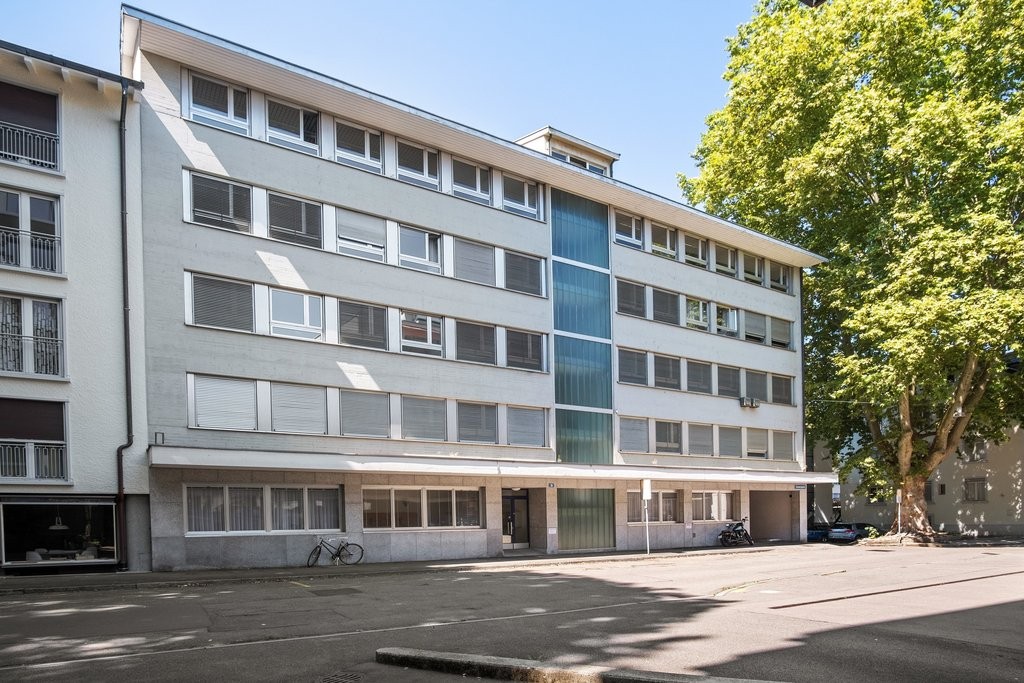 137m² office