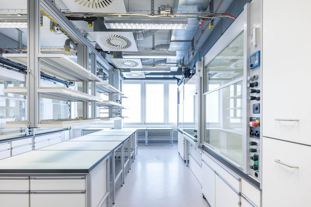 6000m² laboratory