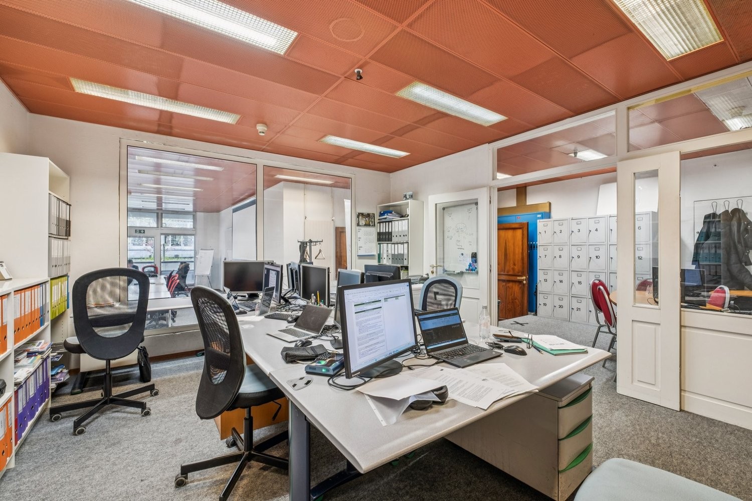 324m² Büro, Foto 7 von 10