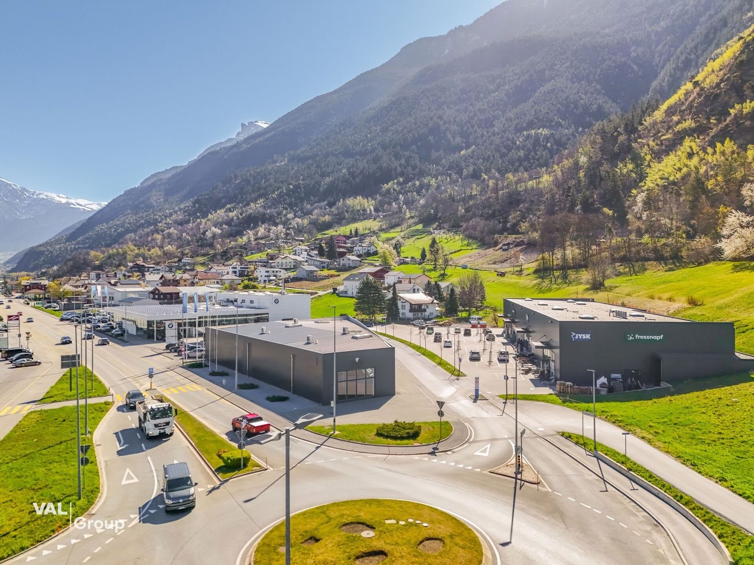 950m² commercial, Foto 2 von 10