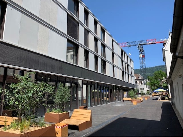 317m² commercial