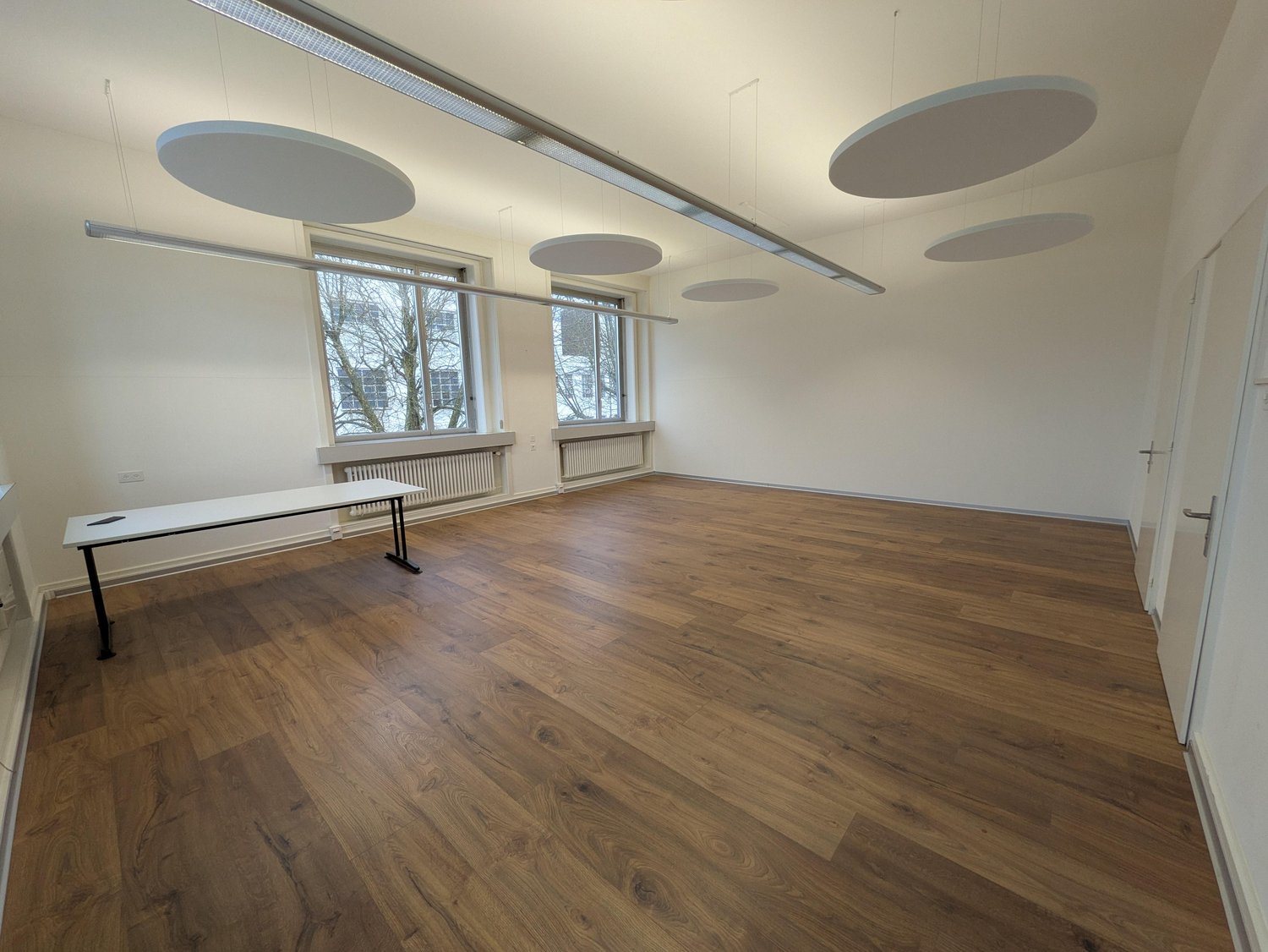 146m² office