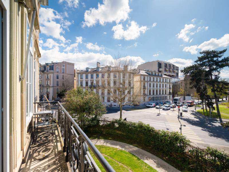 330m² ufficio, foto 1 di 10