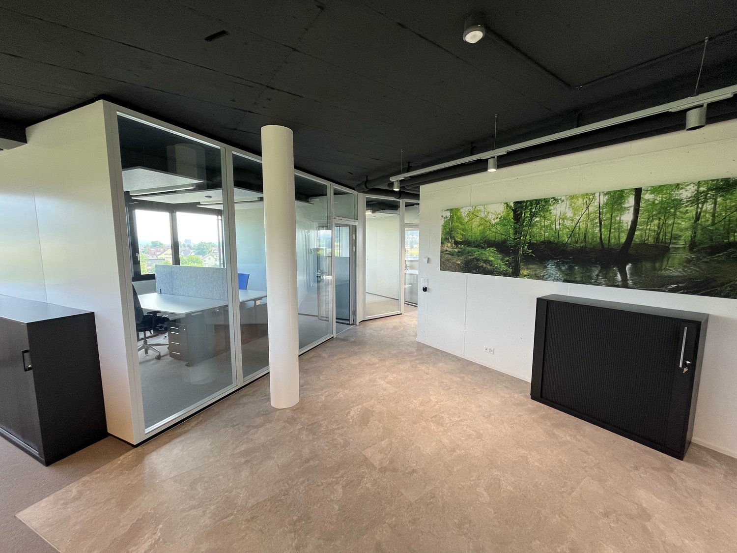 262m² office