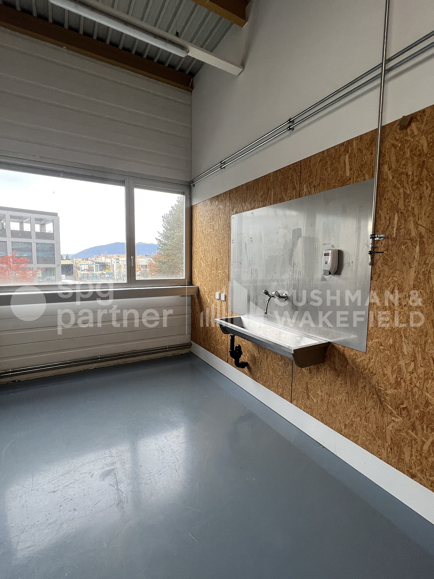 1300m² Gewerbe, Foto 6 von 8