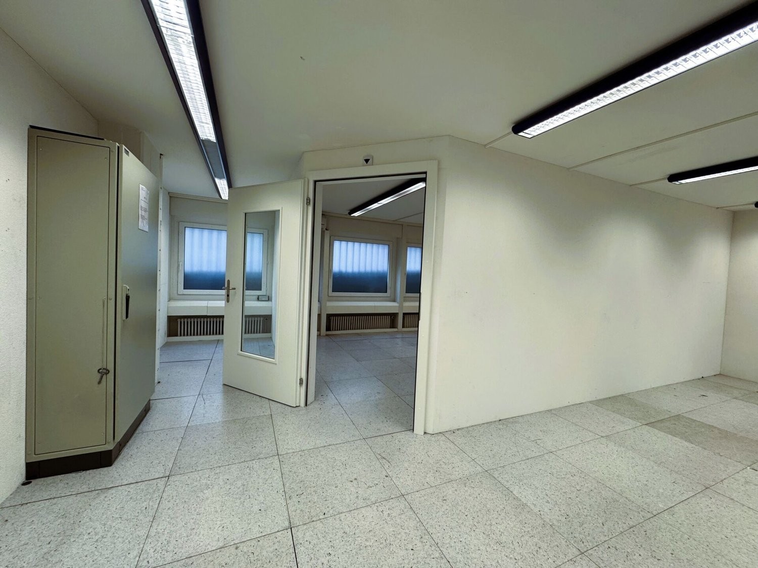 65m² commercial, photo 4 sur 10