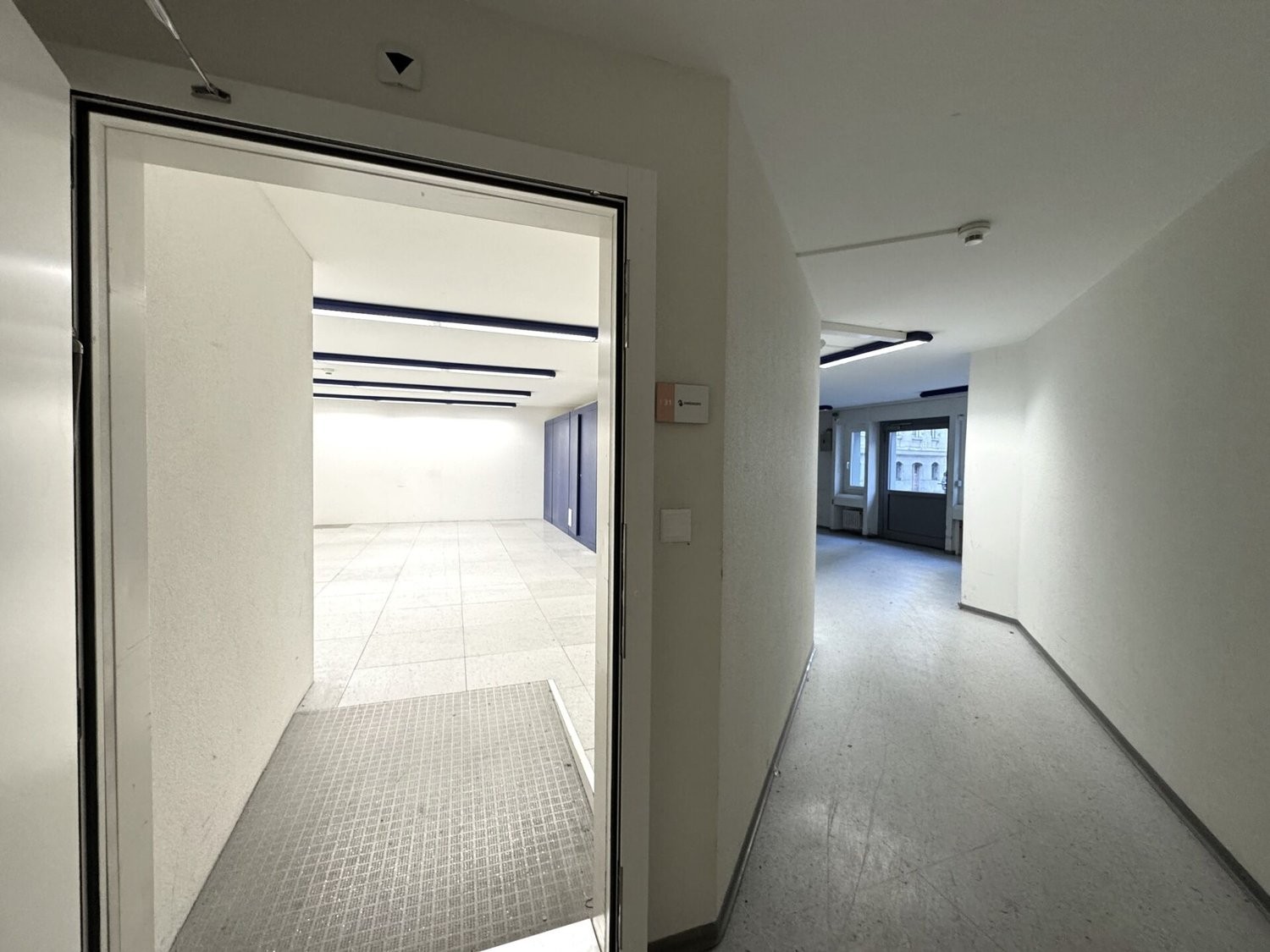 65m² commercial, photo 9 sur 10
