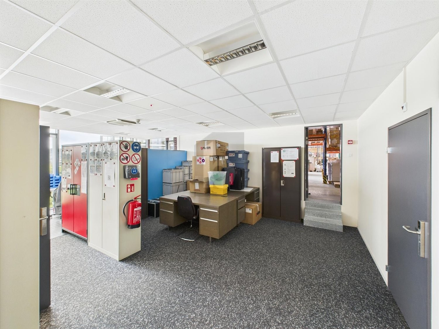 231m² office