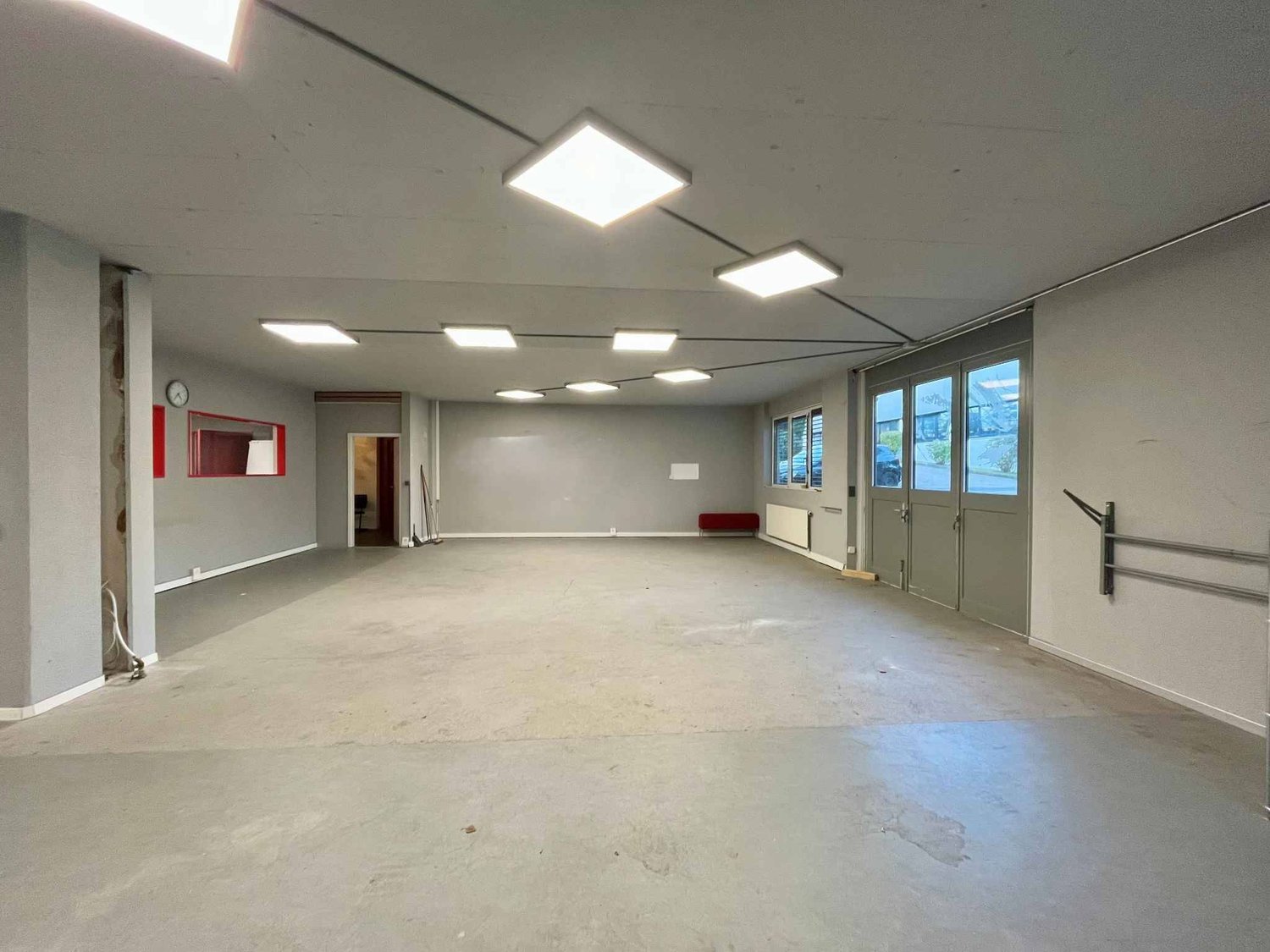 491m² Gewerbe, Foto 2 von 3