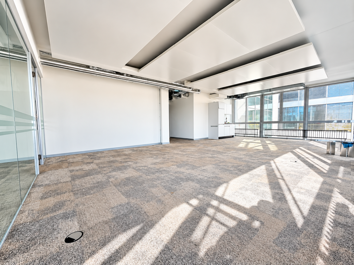 59m² office, photo 5 of 7