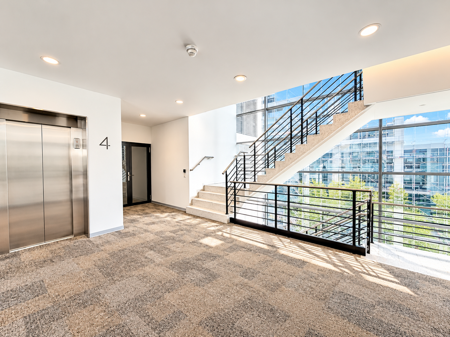 59m² office, photo 2 of 7