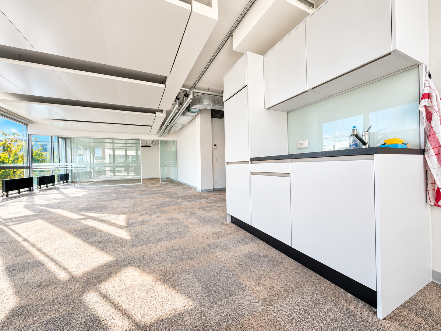 59m² office, photo 4 of 7
