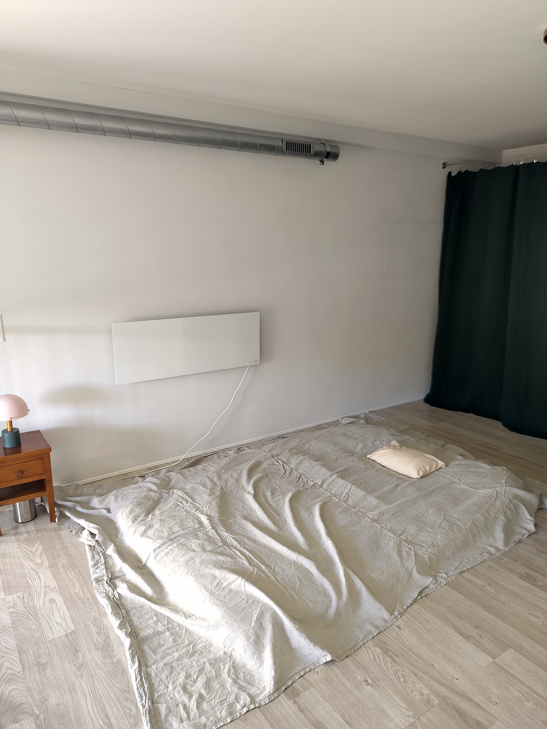 Commercial, Foto 1 von 4