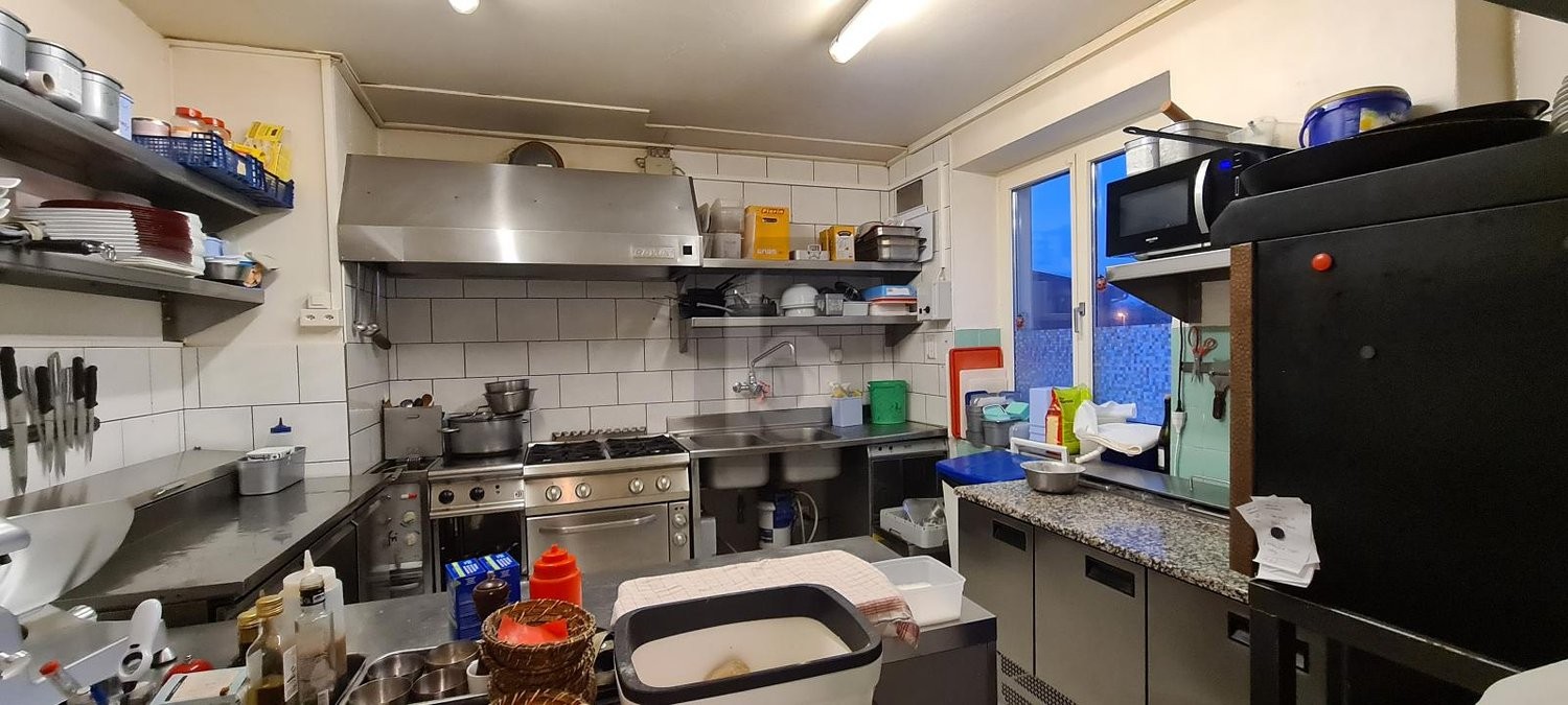 Ristorante di 200m²