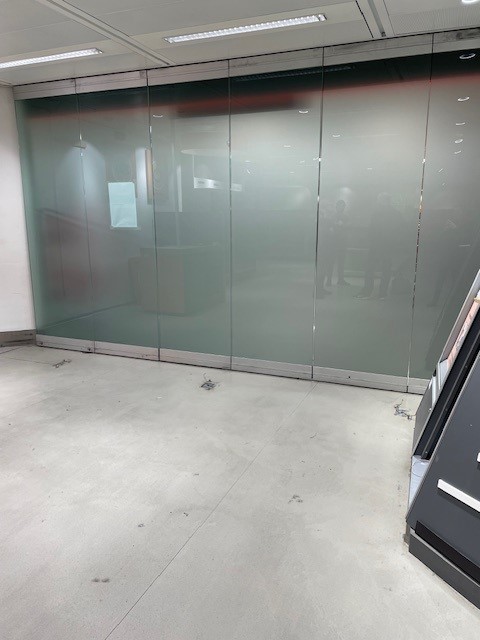 145m² commercial