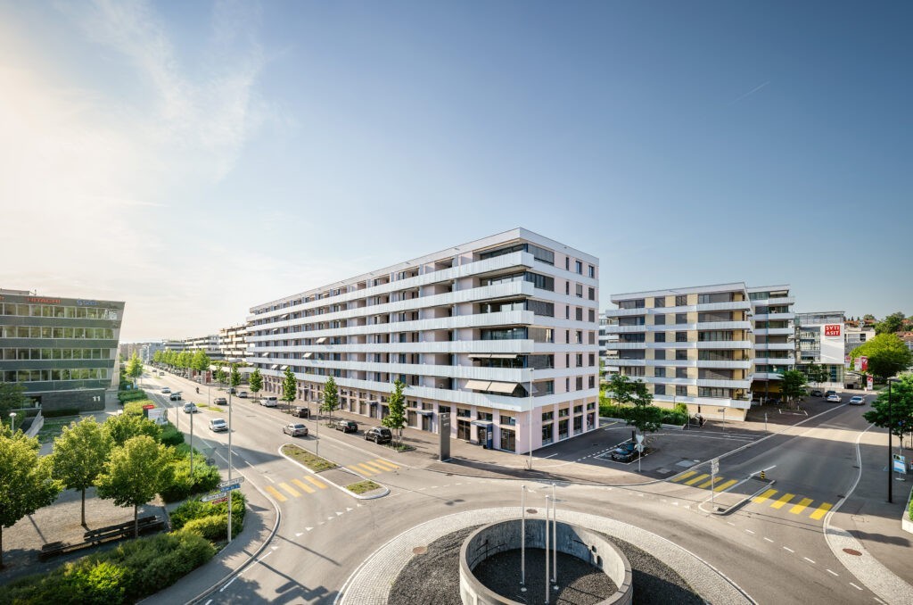 600m² shop, Foto 1 von 4