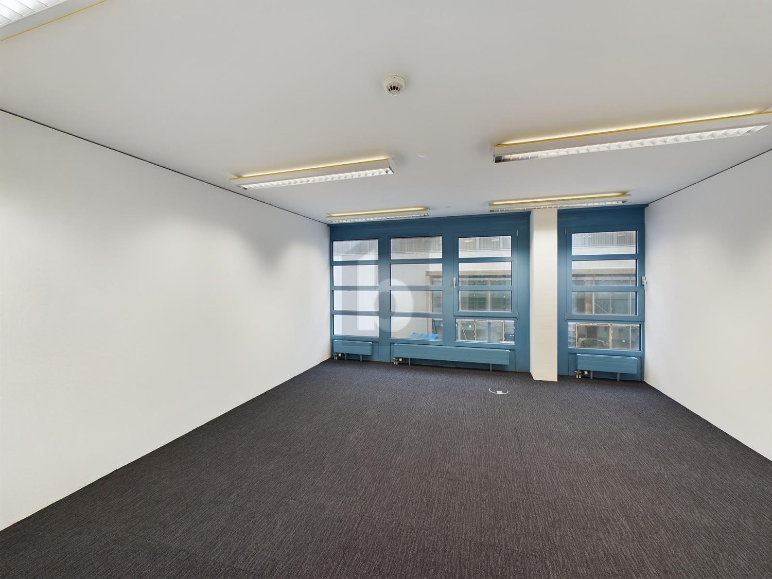 25m² office