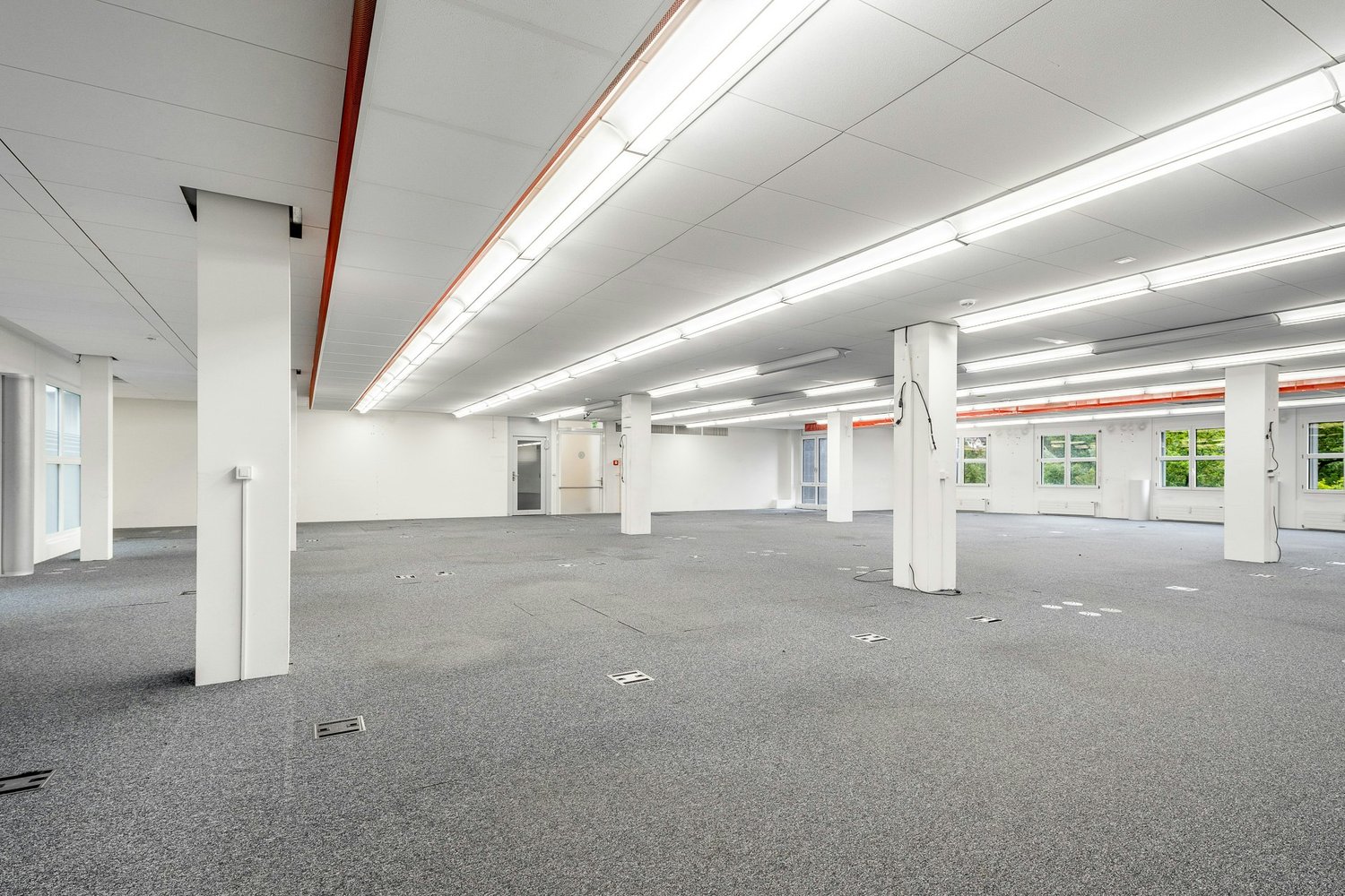 350m² commerciale