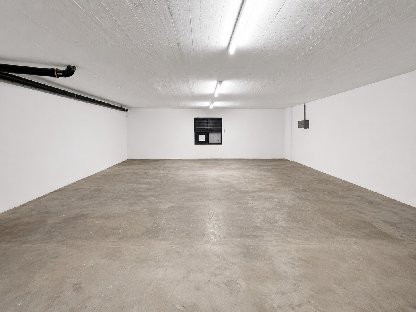 Locale di magazzino di 53m², foto 4 di 4