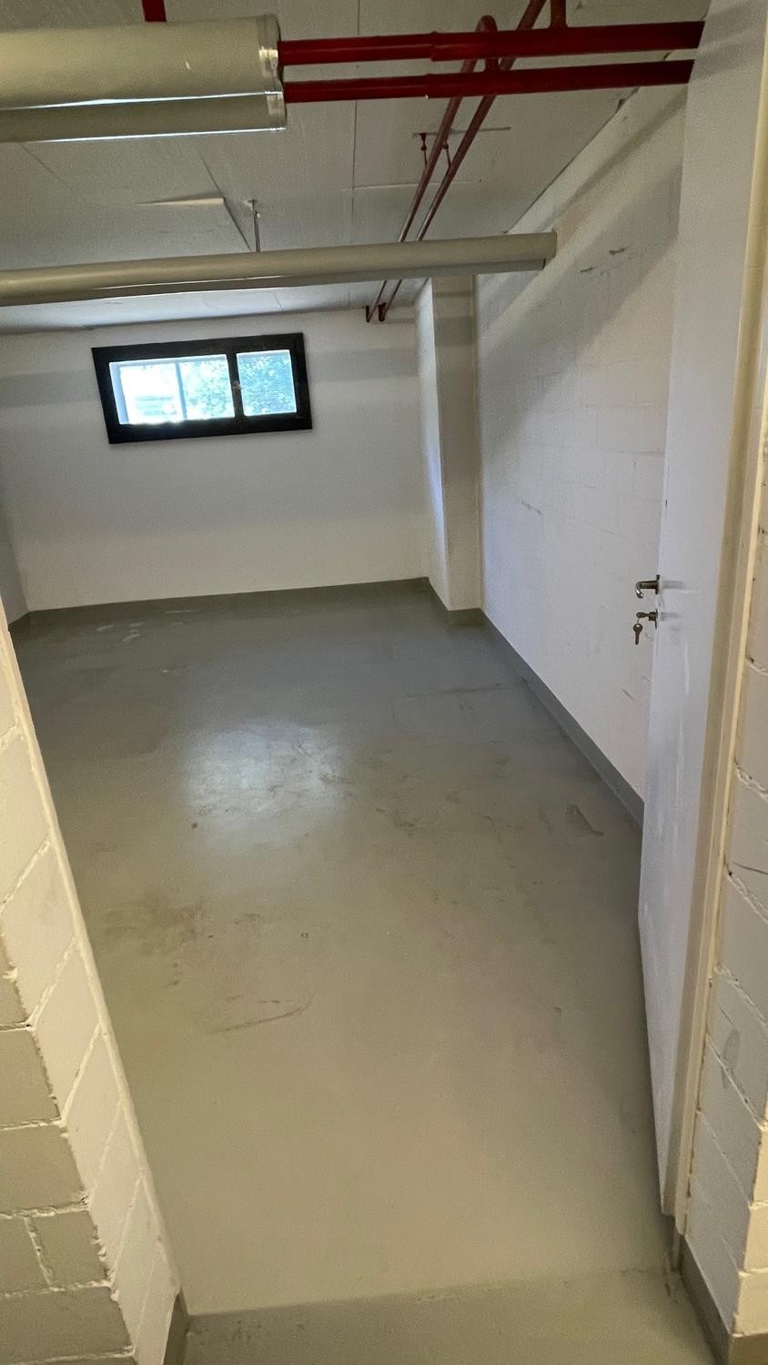 14m² office, photo 1 of 4