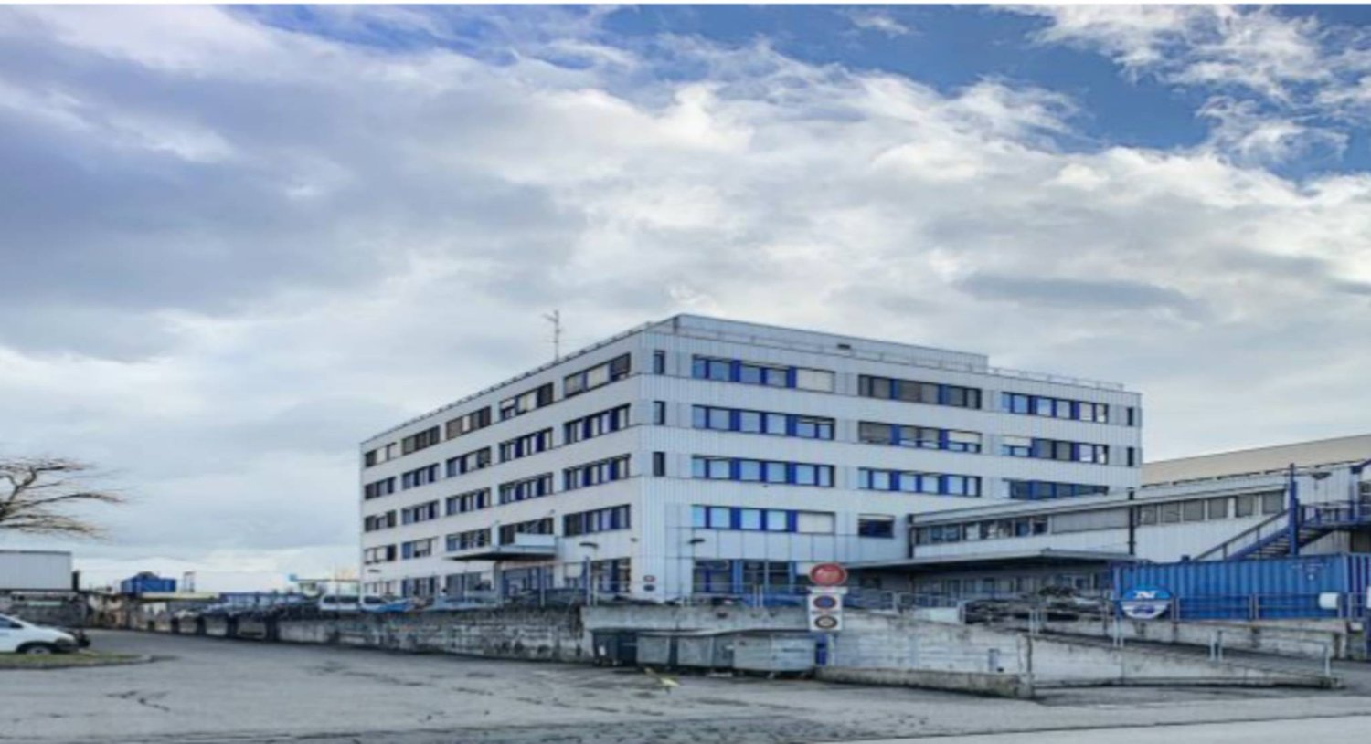 886m² Büro
