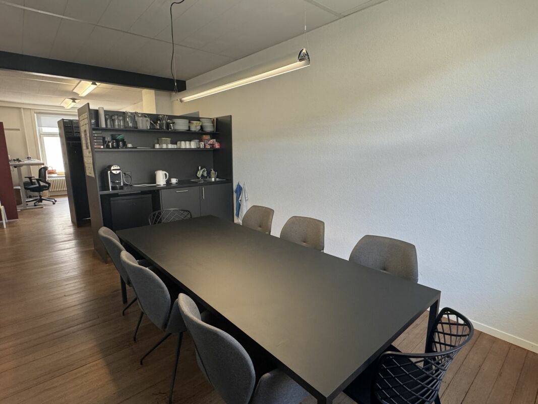 324m² commercial, Foto 6 von 6