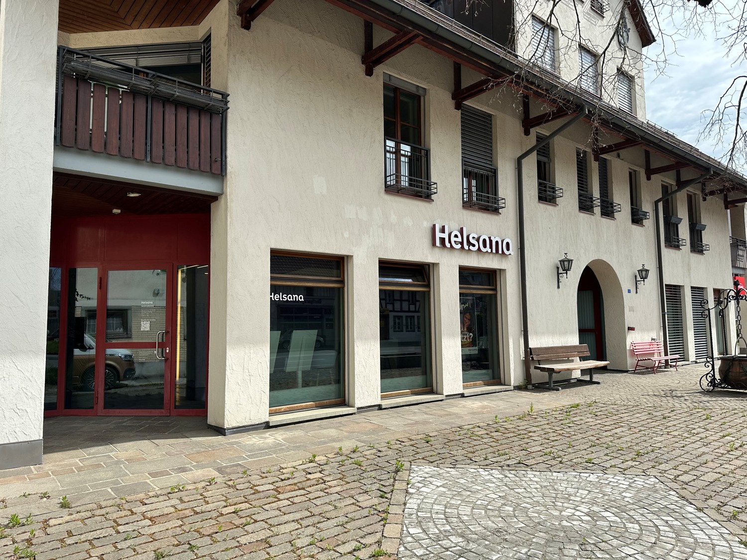143m² commercial