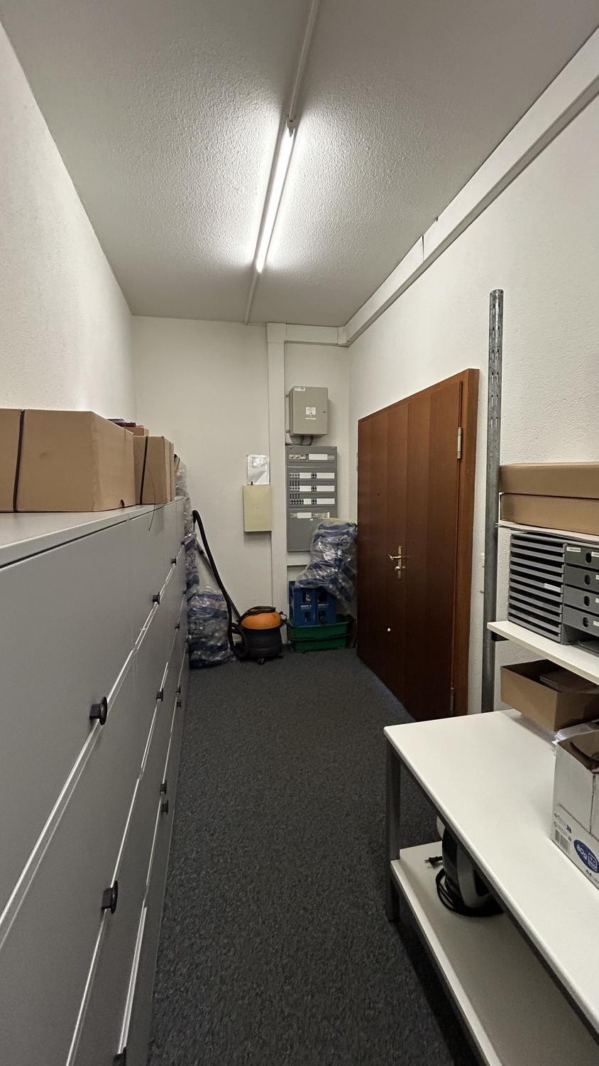 143m² commercial