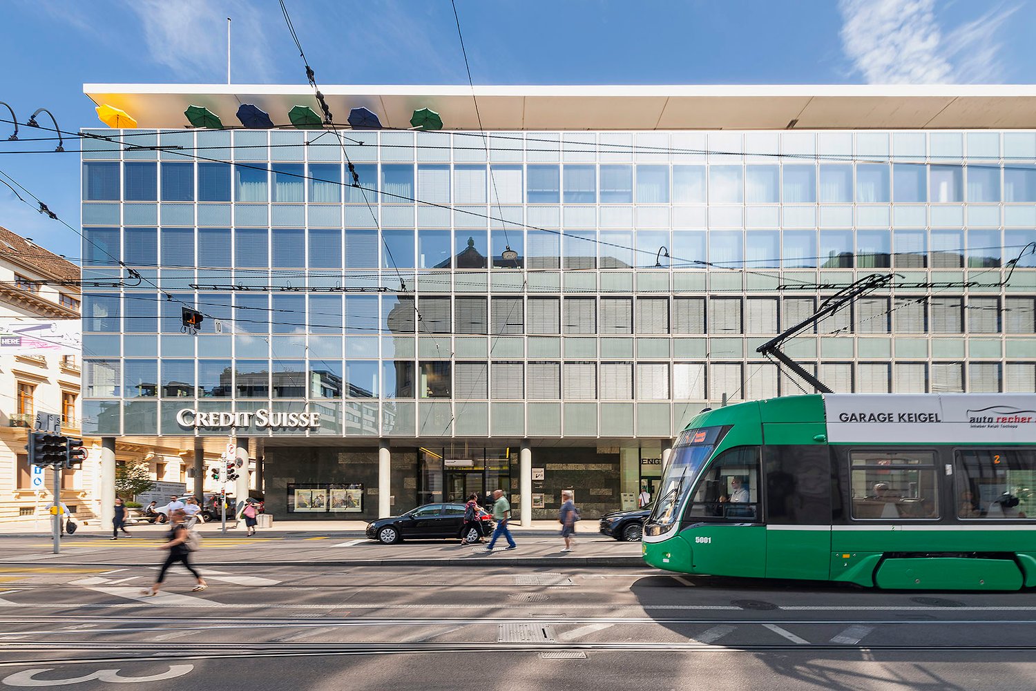 1000m² shop