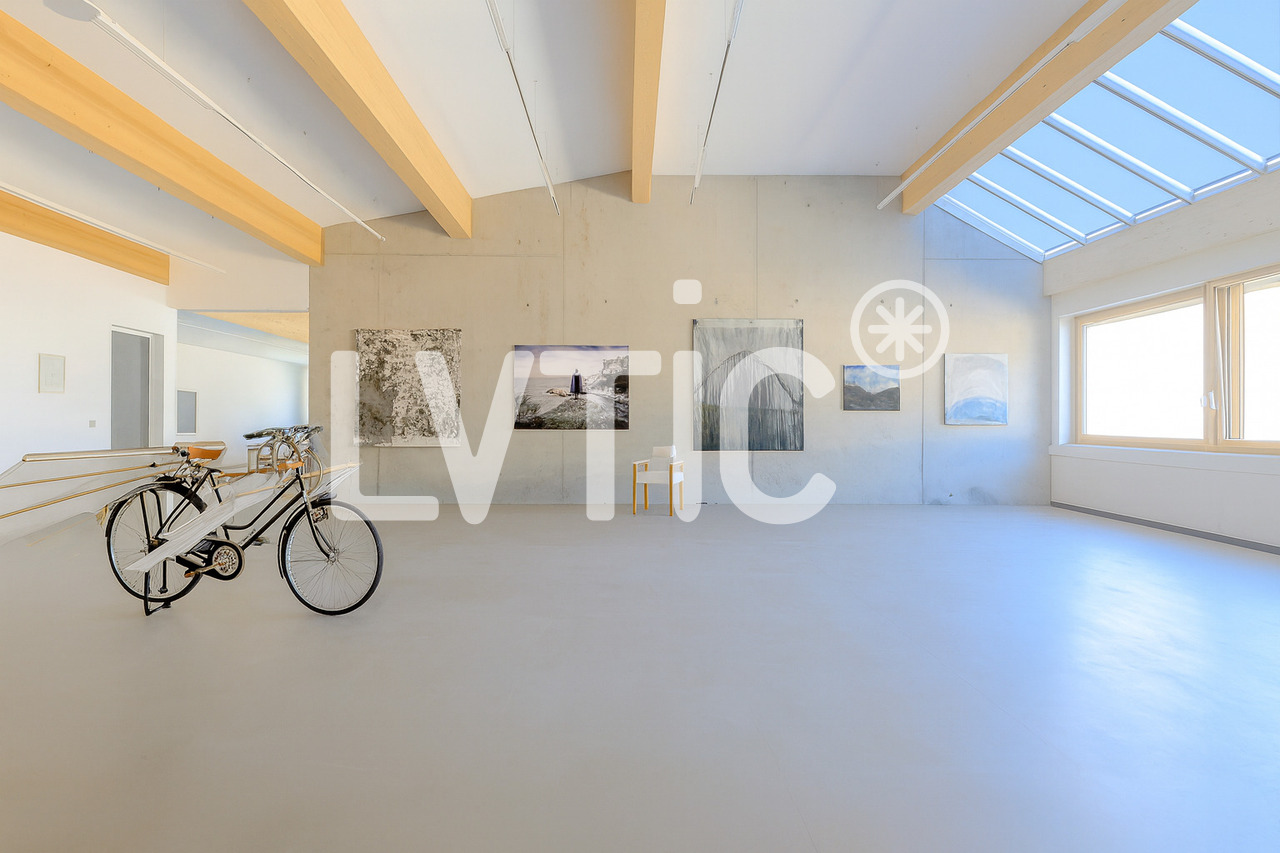 344m² Büro