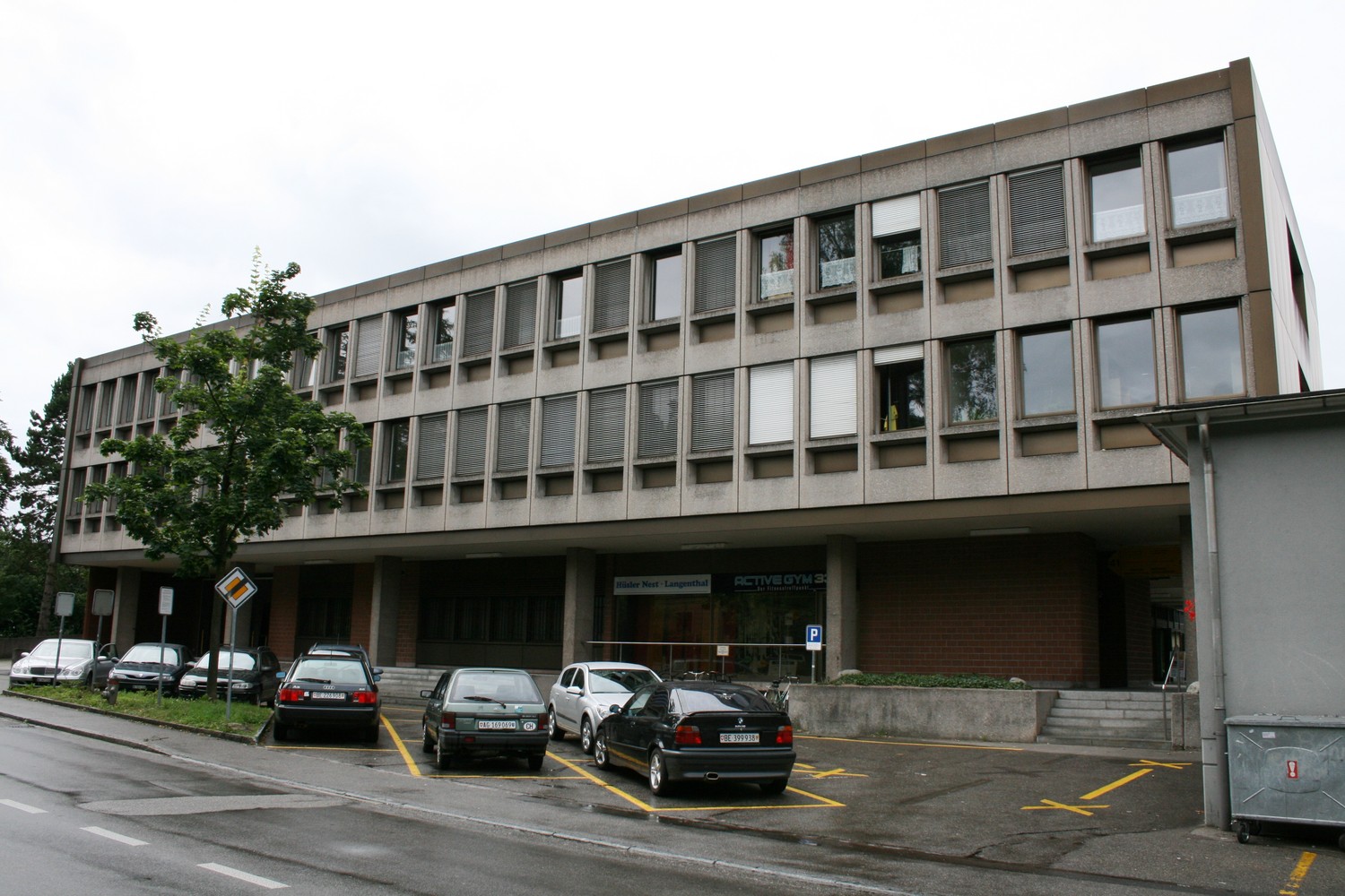 Commercial, Foto 2 von 3