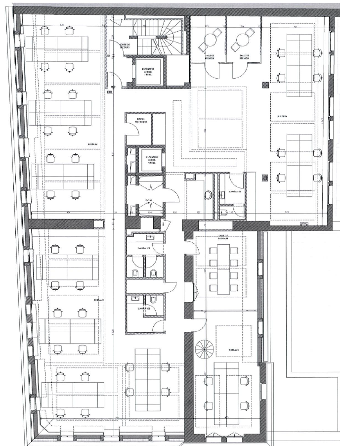 2141m² Büro, Foto 4 von 5