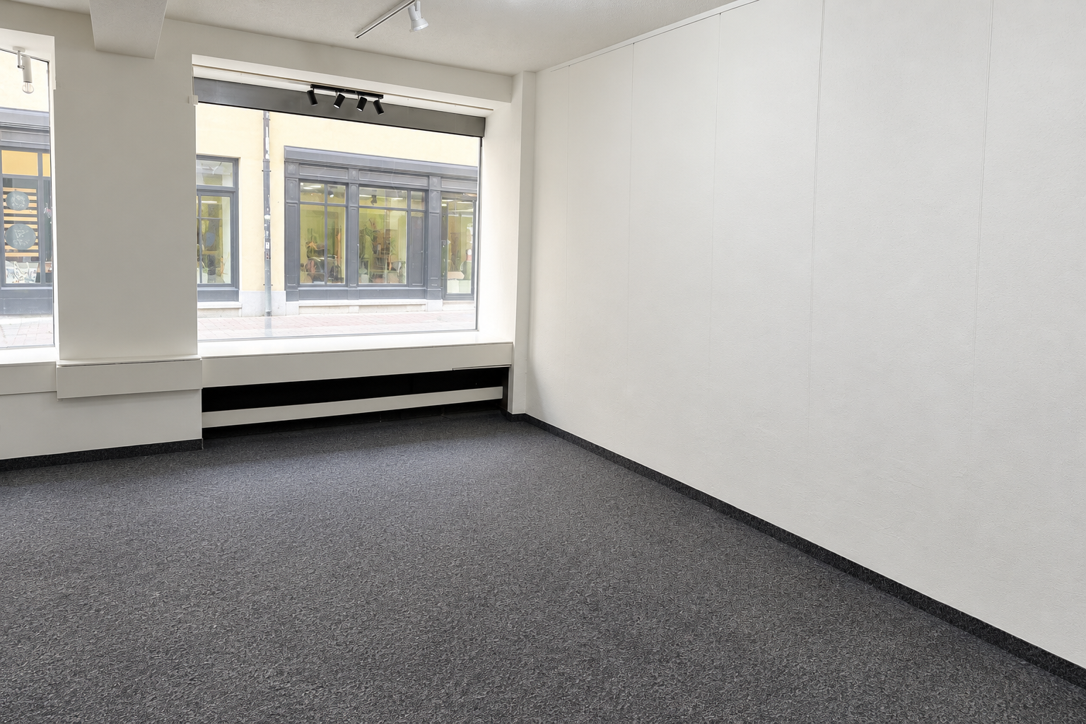 Helles Ladenlokal in der Churer Altstadt