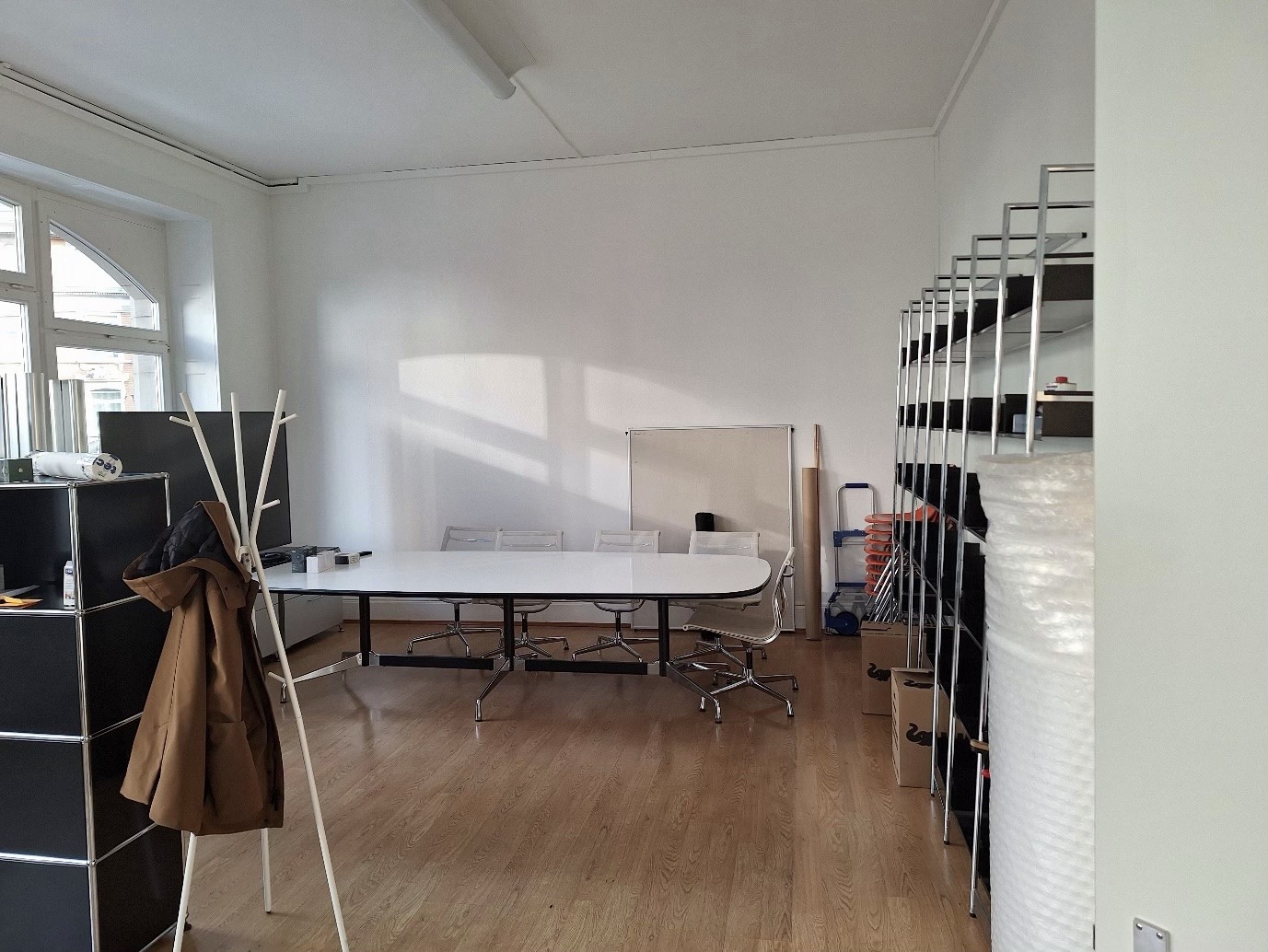 Ufficio, foto 2 di 2