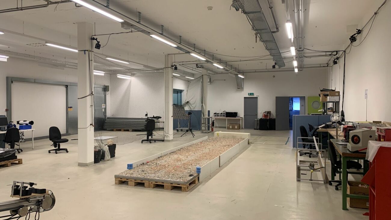 2700m² Büro