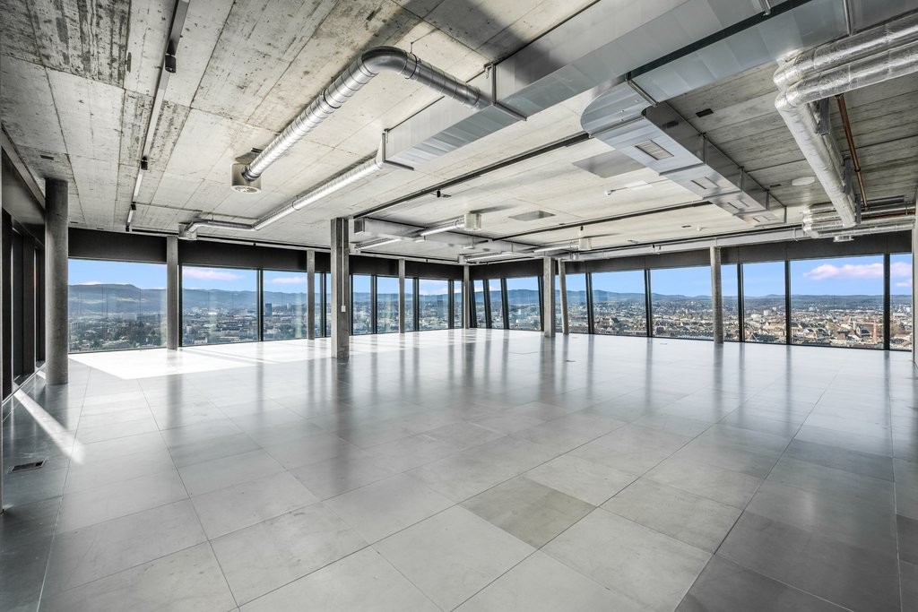 490m² commercial, Foto 2 von 10