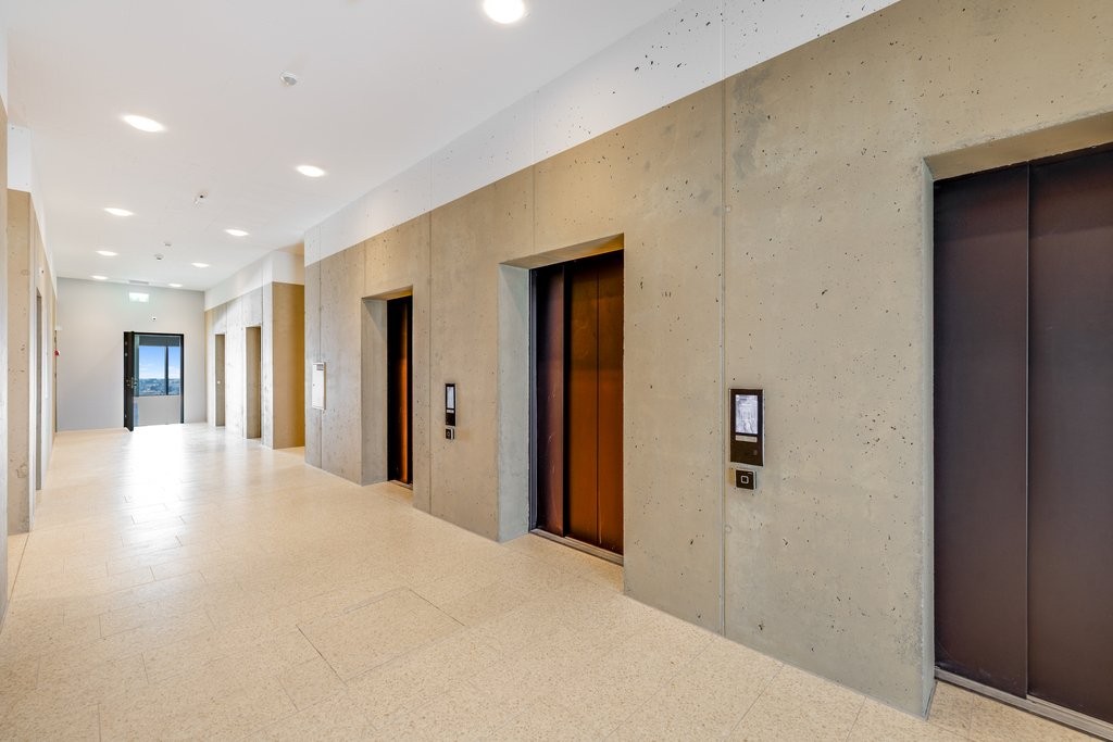 490m² commercial, Foto 10 von 10