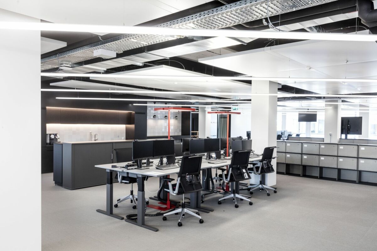 3500m² office