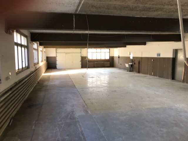 Atelier de 196m², photo 4 sur 6