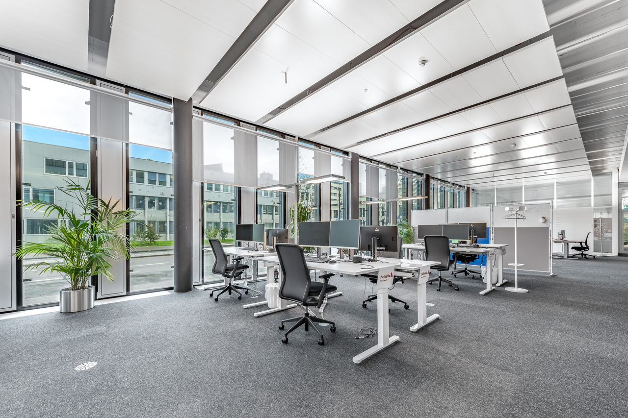 980m² office