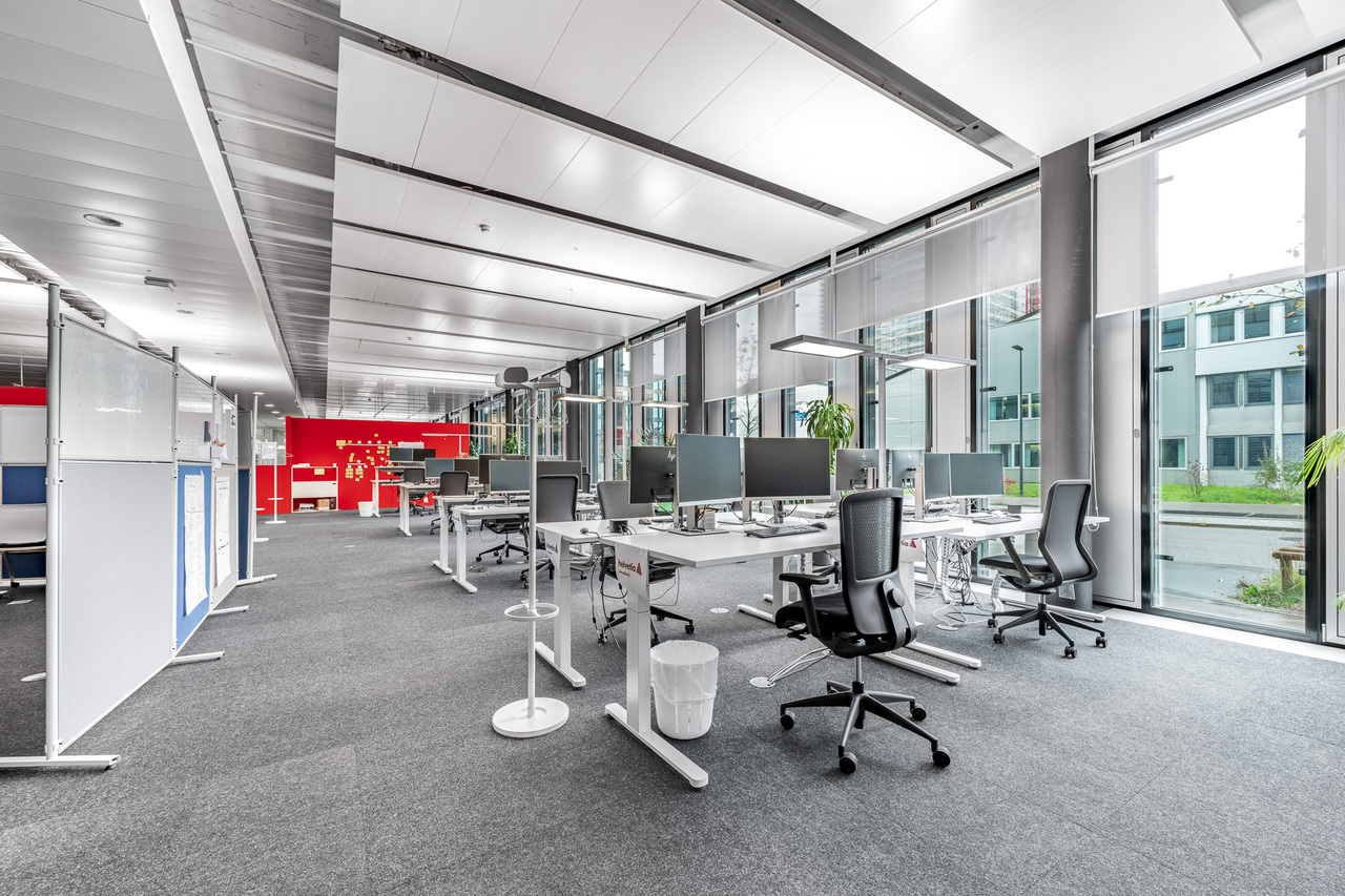 980m² office